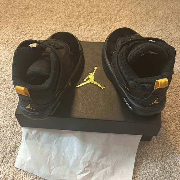 JORDAN STAY LOYAL 3 (TD) 9C - Picture 3 of 5